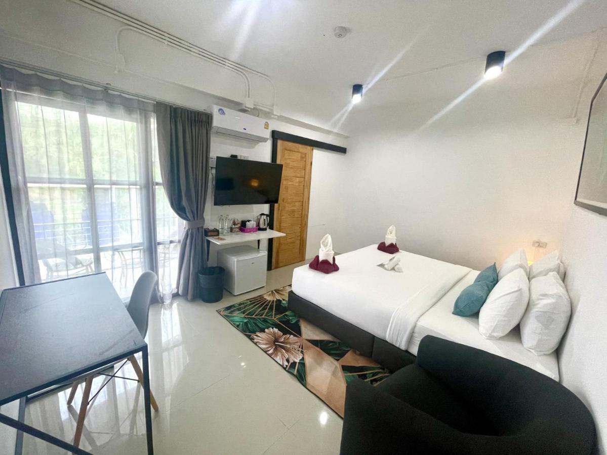 Laewan Guesthouse Baan Tai Extérieur photo